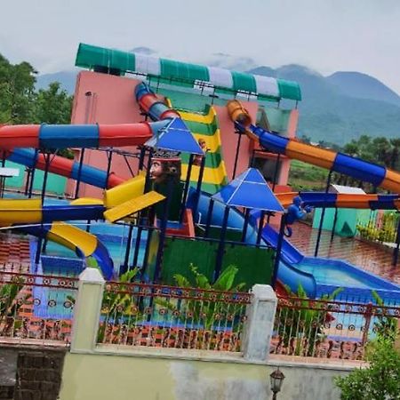 Siriki Resorts Srungavarapukota Zewnętrze zdjęcie