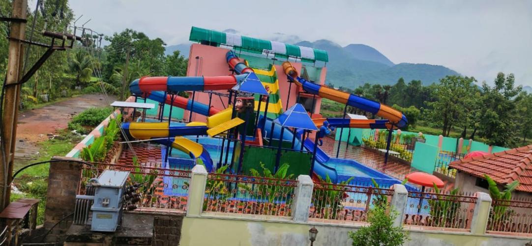 Siriki Resorts Srungavarapukota Zewnętrze zdjęcie