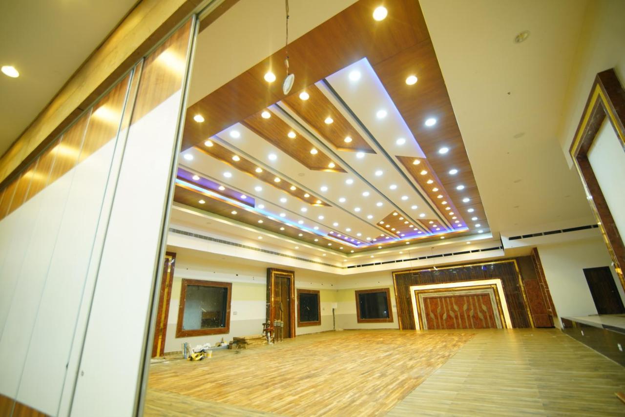 Siriki Resorts Srungavarapukota Zewnętrze zdjęcie