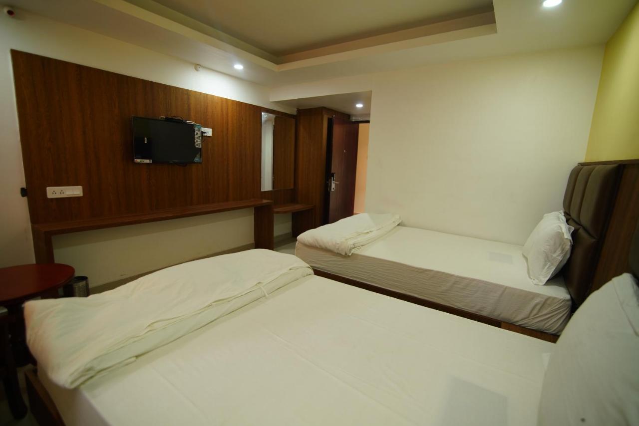 Siriki Resorts Srungavarapukota Zewnętrze zdjęcie